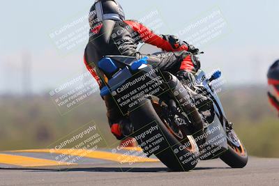 media/Oct-09-2022-SoCal Trackdays (Sun) [[95640aeeb6]]/Turn 9 Backside (120pm)/